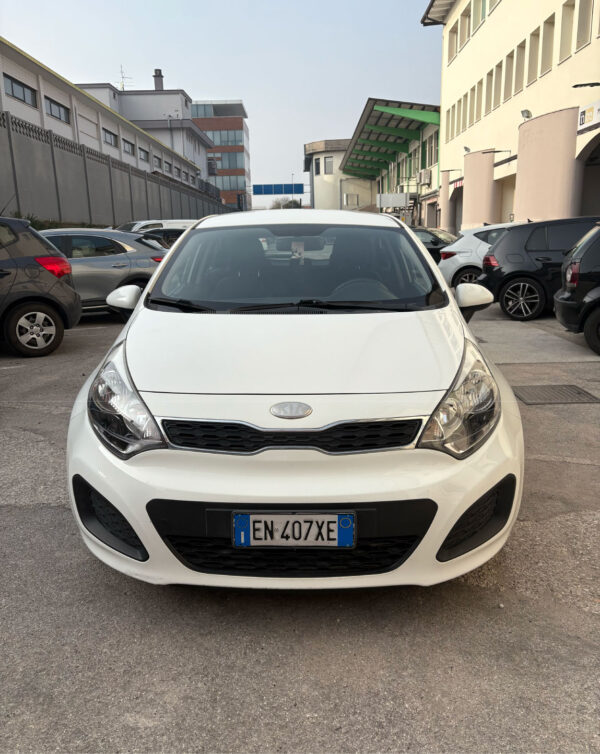 1 Kia Rio