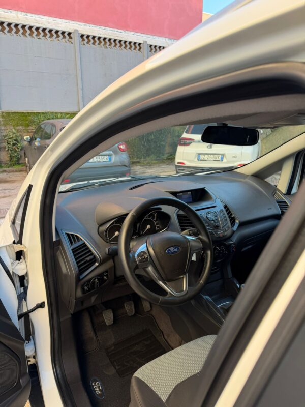 WhatsApp Image 2025-11-27 at 18.13.55 FORD EcoSport